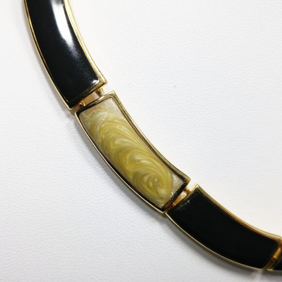 Vintage Monet Black & Cream Enamel Necklace, Gold Plated, 1980s - Picture 2 of 10